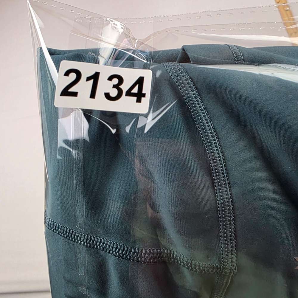 Athleta Ultimate Stash Pocket 9" Biker Shorts M Teal Womens High Rise Athletic - Picture 8 of 8